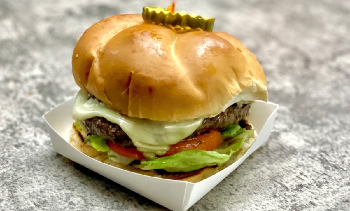 1/2 lb. Cheeseburger