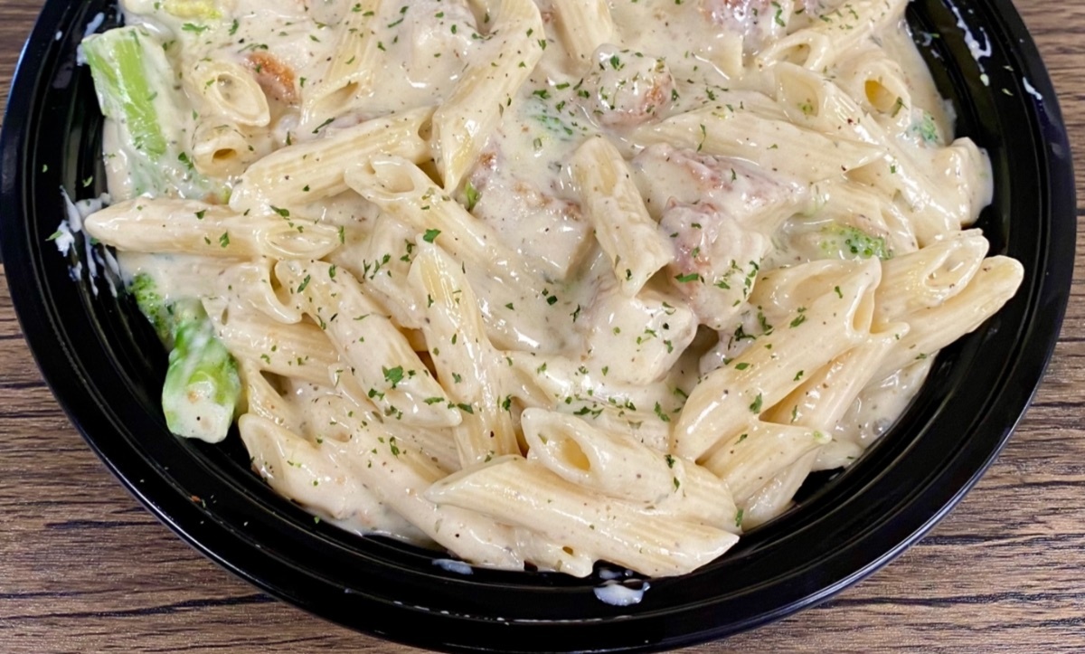 11. Ziti Alfredo w/ Chicken & Broccoli