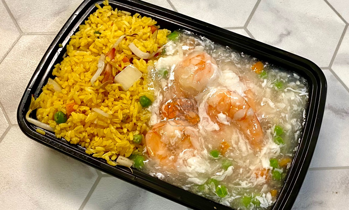 S6. Shrimp w/ Lobster Sauce