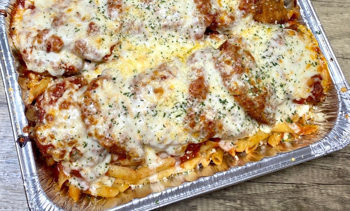 Chicken Parmigiana (Family Dinner)
