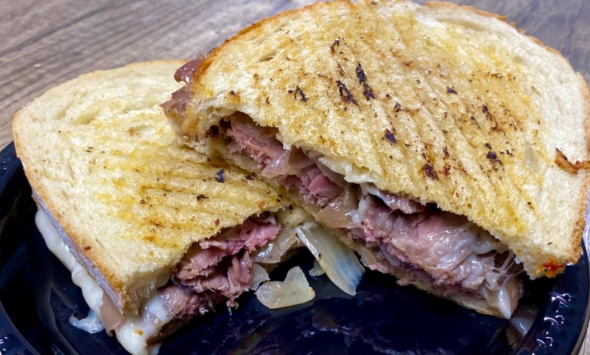 Beef 'n Bleu Panini