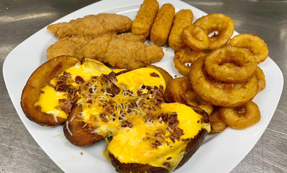 Alexi's Combo Platter