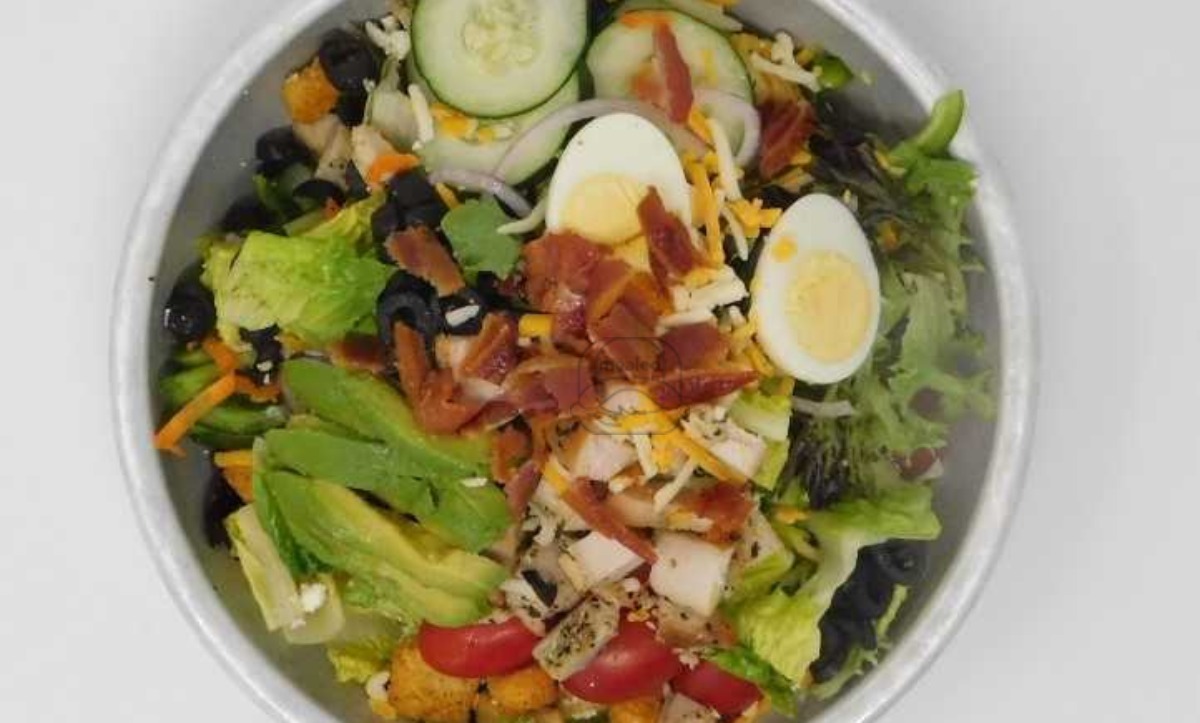 Grilled California Chicken Cobb Salad