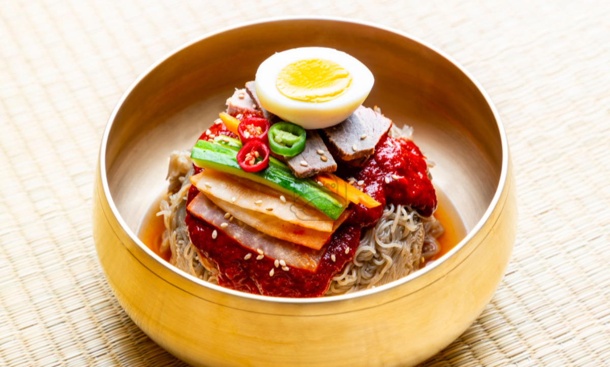 N3. Bibim Naeng Myeon