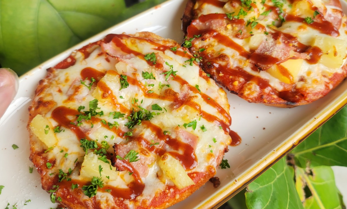 Hawaiian Pizza Bagel