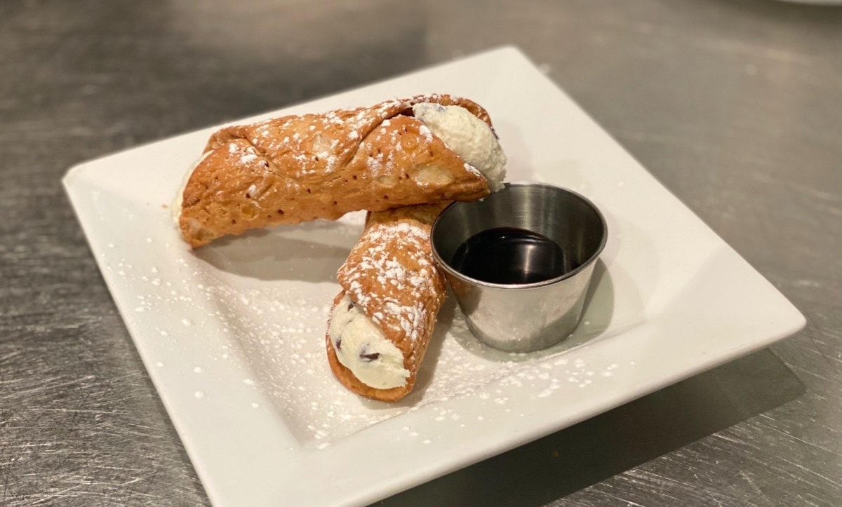 Chocolate Chip Cannolis