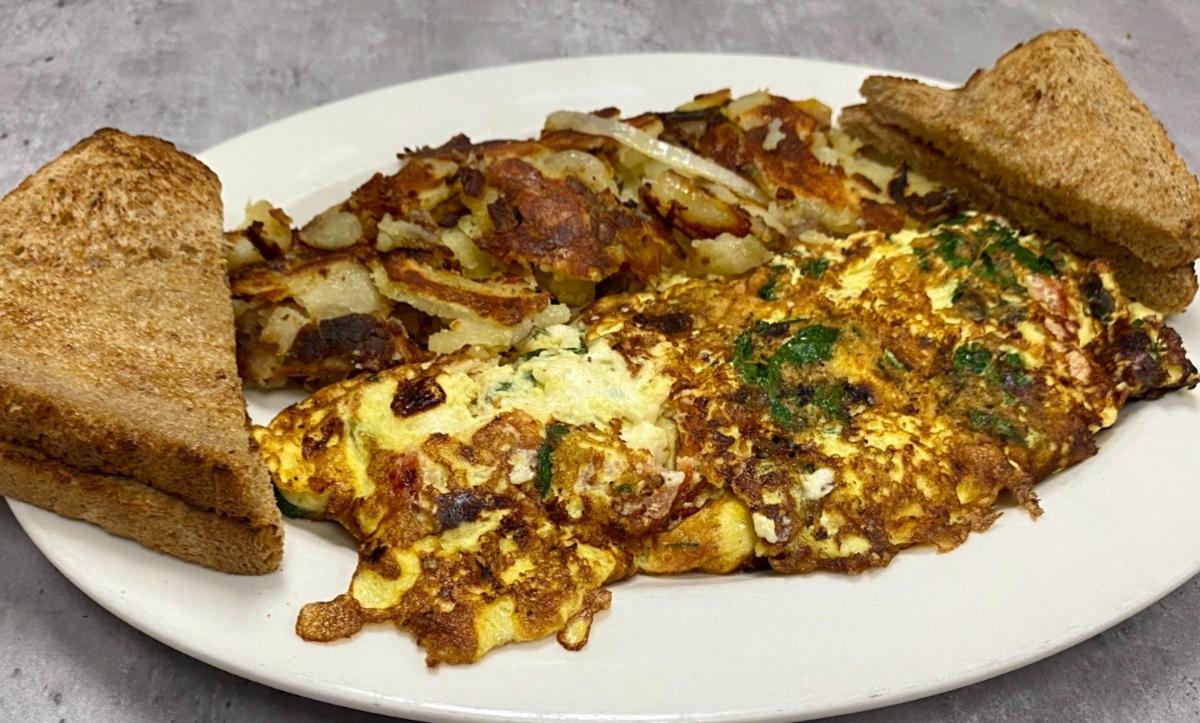 Spinach, Feta, & Tomato Omelette