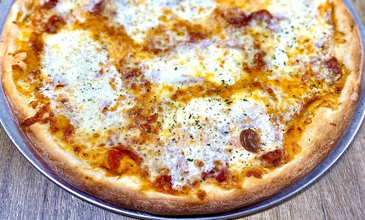 Ala Vodka Pizza