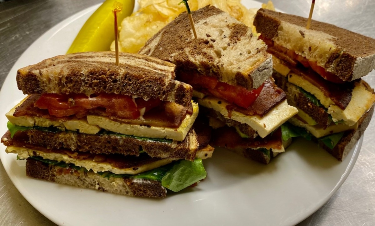 Triple Decker Club