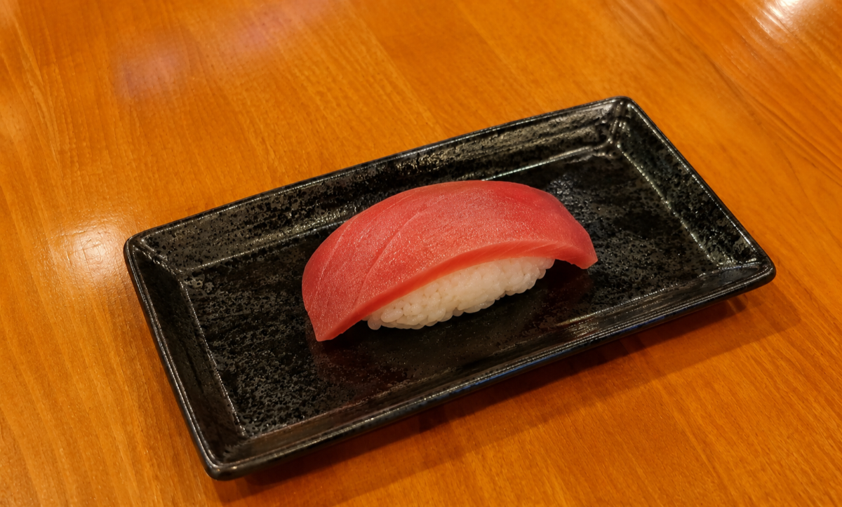 V2. Tuna
