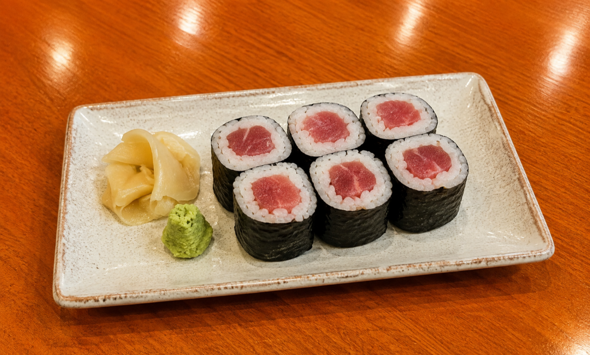 R1. Tuna Roll