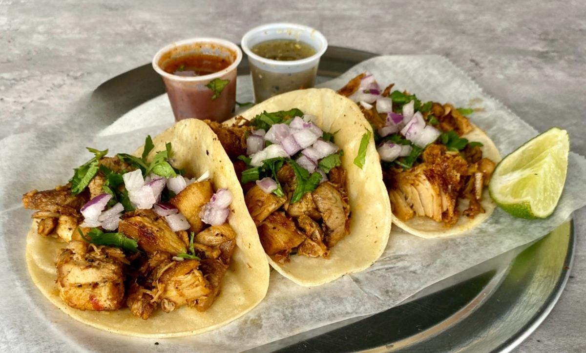 Pollo A La Parilla Tacos (3)