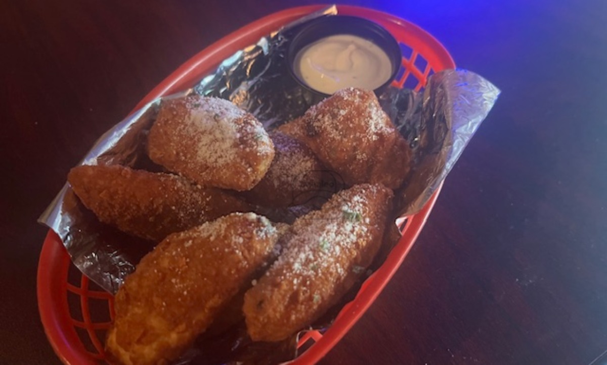 Jalapeno Poppers with Cheddar (8 pcs)