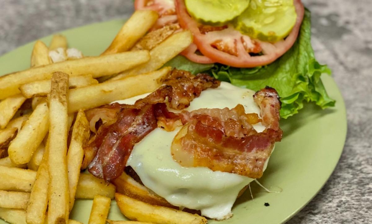 Bacon Cheeseburger