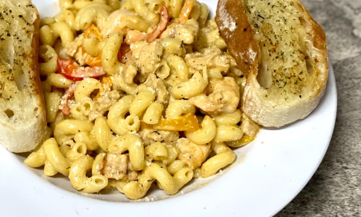 Cajun Shrimp & Chicken Alfredo