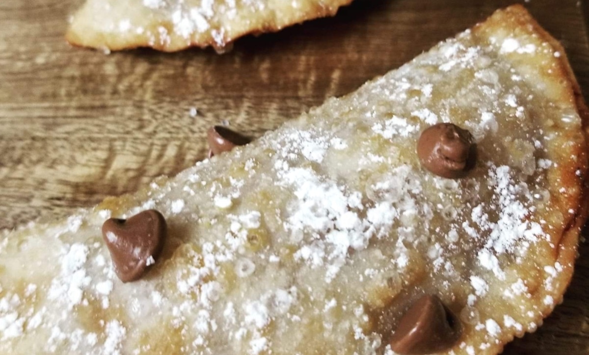 2 Nutella Banana Empanadas
