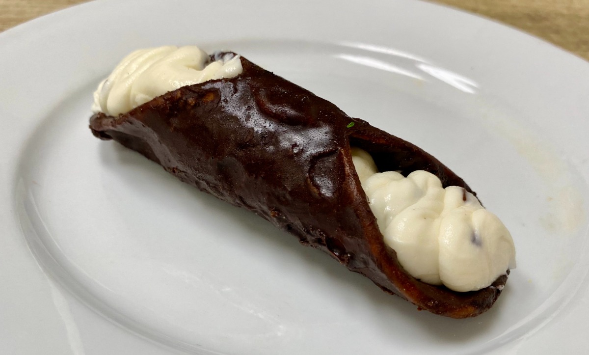 Large Chocolate Shell Cannoli