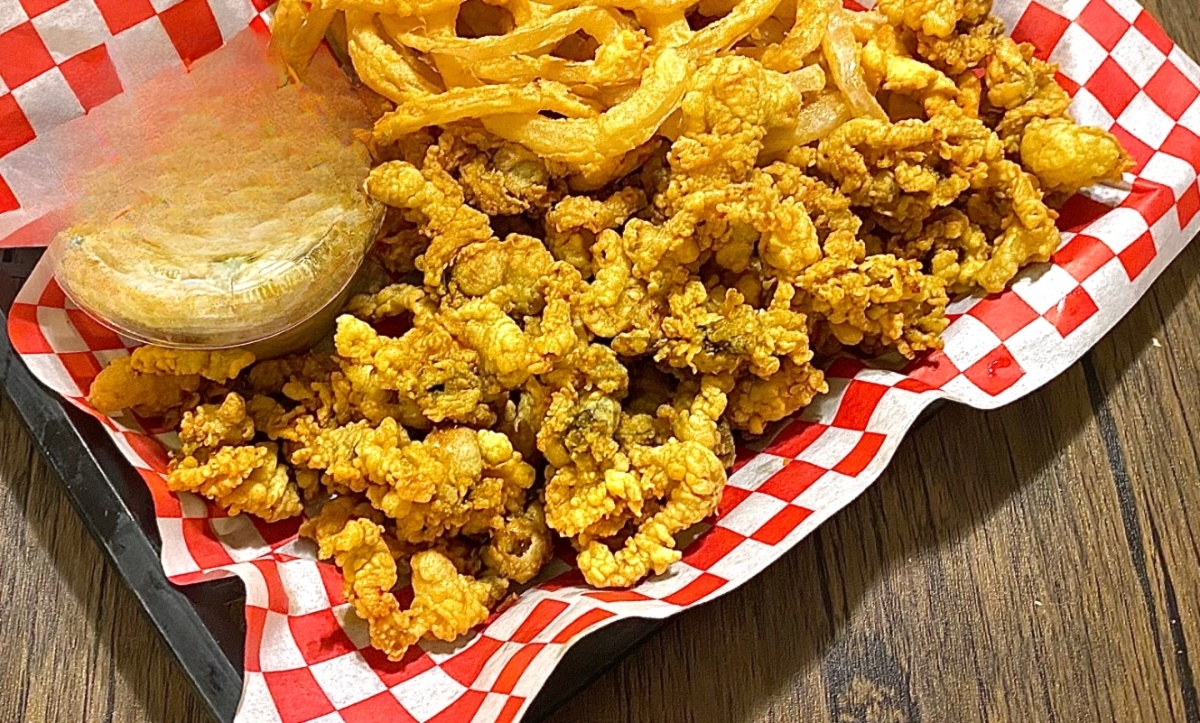 Whole Belly Clams Basket