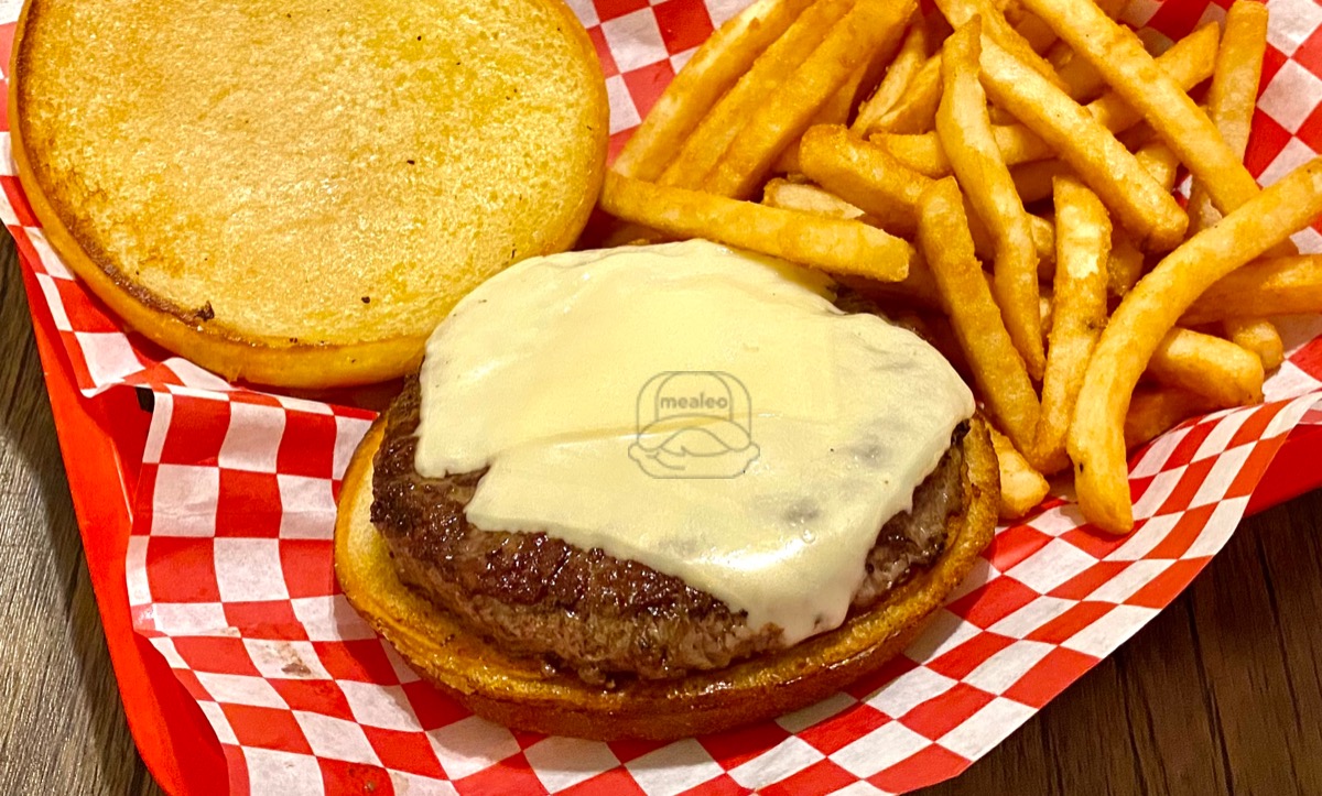 8oz Angus Burger