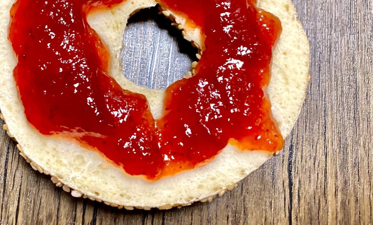 Bagel w/ Jelly