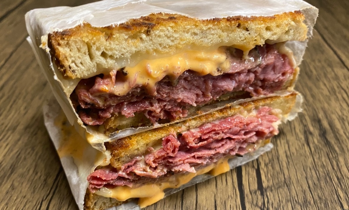 Hot Pastrami Sandwich