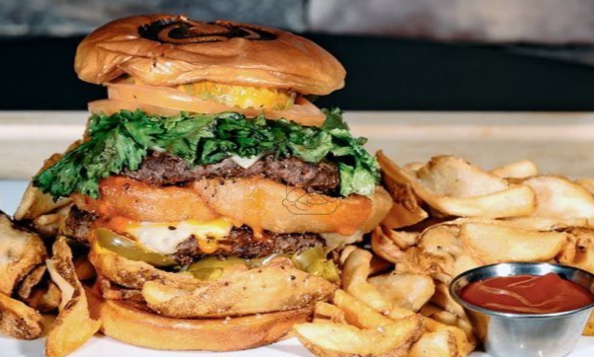 Ultimate Bunker Smash Burger
