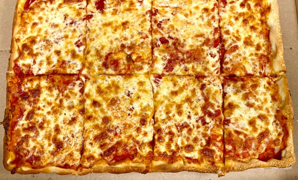 Small Cheese Pizza (8-Cut)