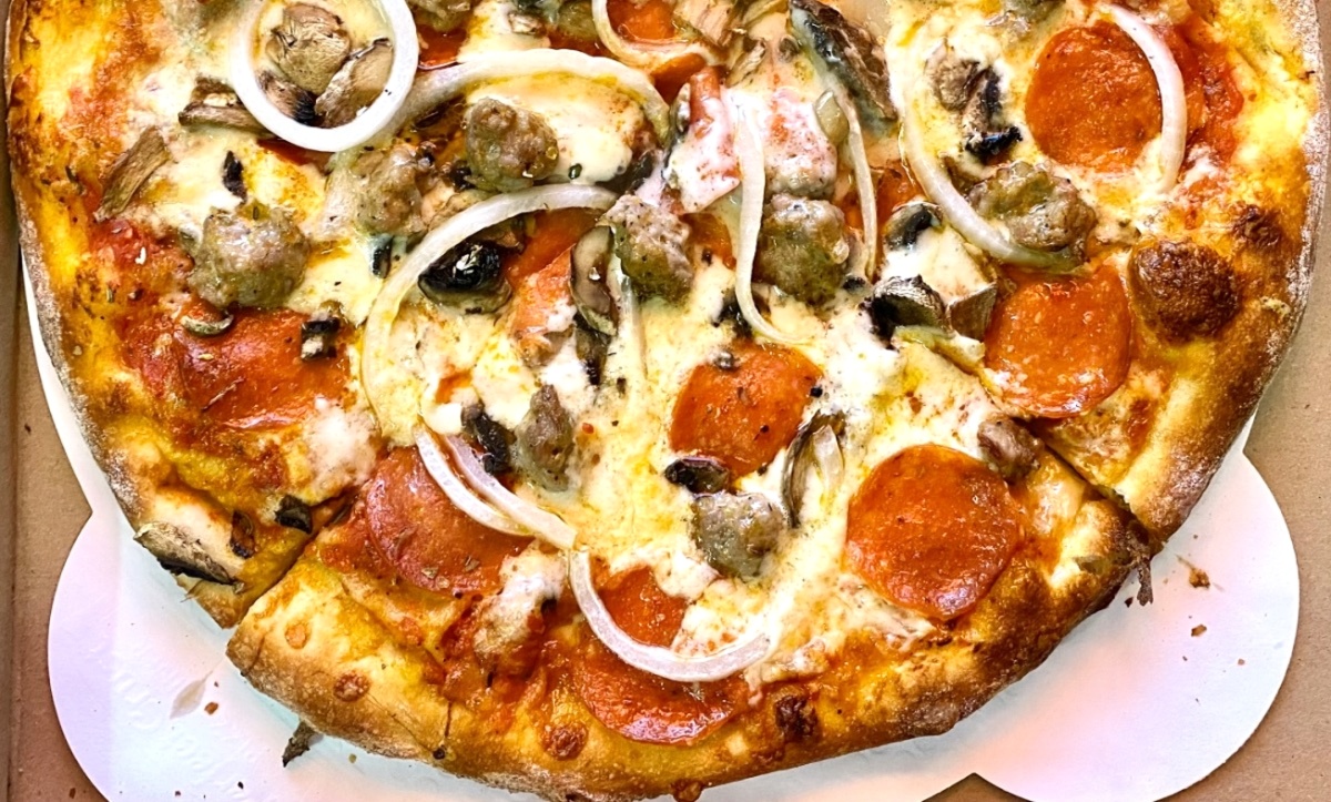 Supreme Pizza 12
