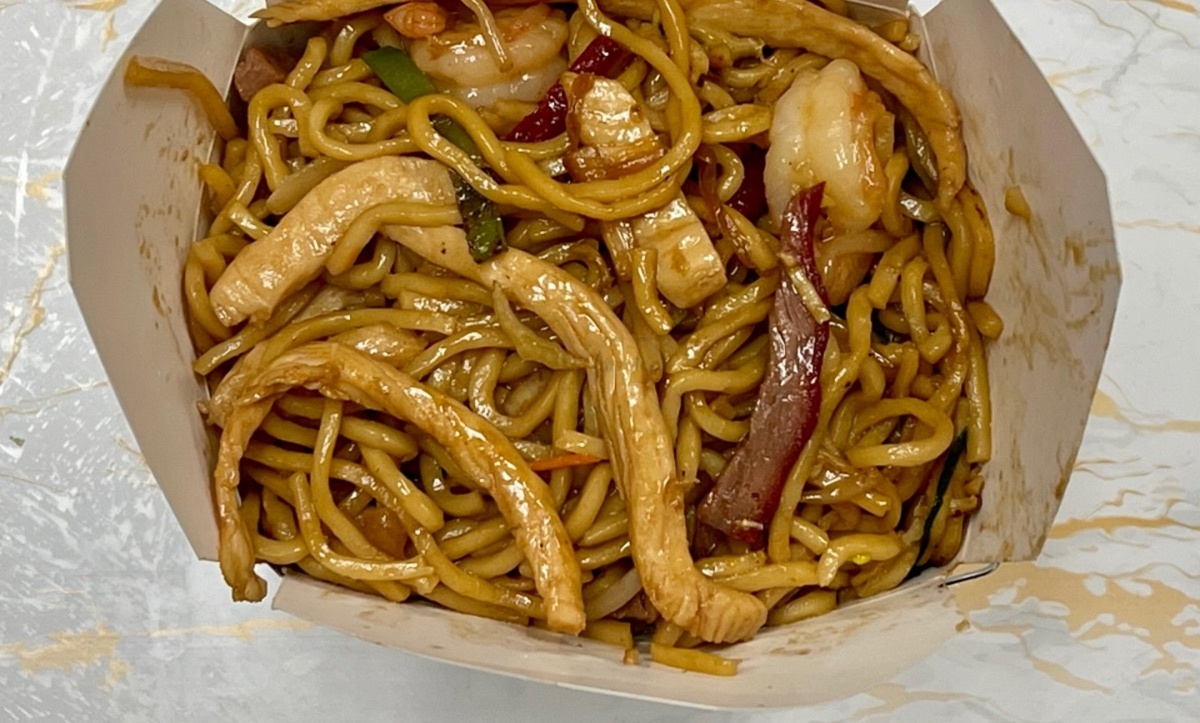 House Lo Mein