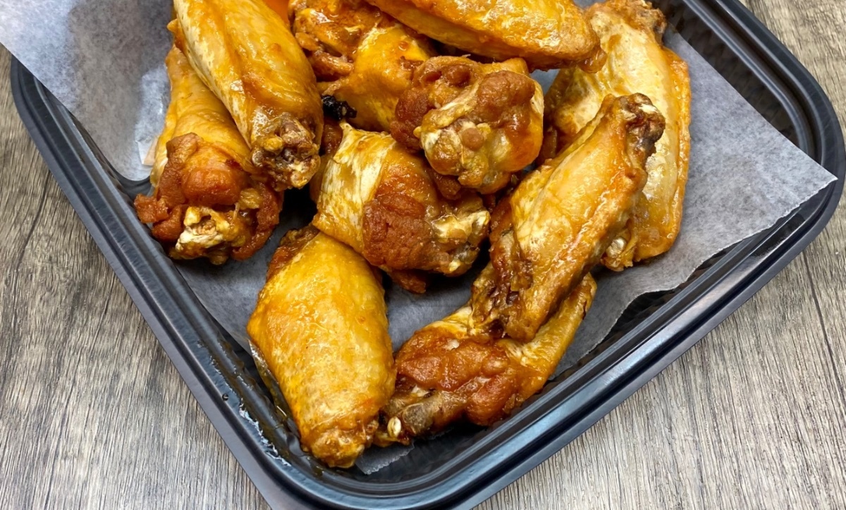 12 Chicken Wings