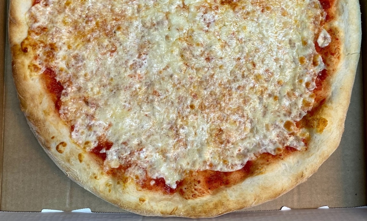 Large Cheese Pizza (8 Cut)