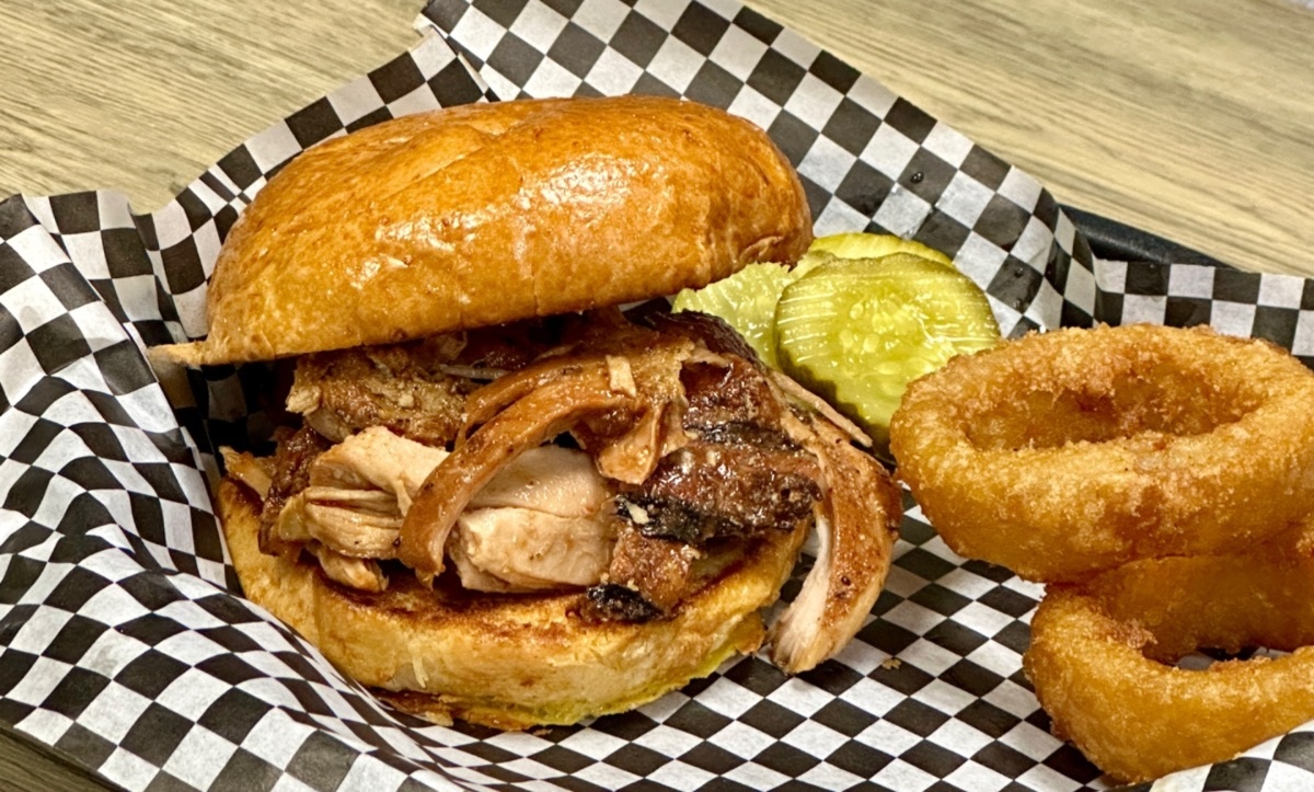 BBQ Pulled Chicken Sandwich Meal