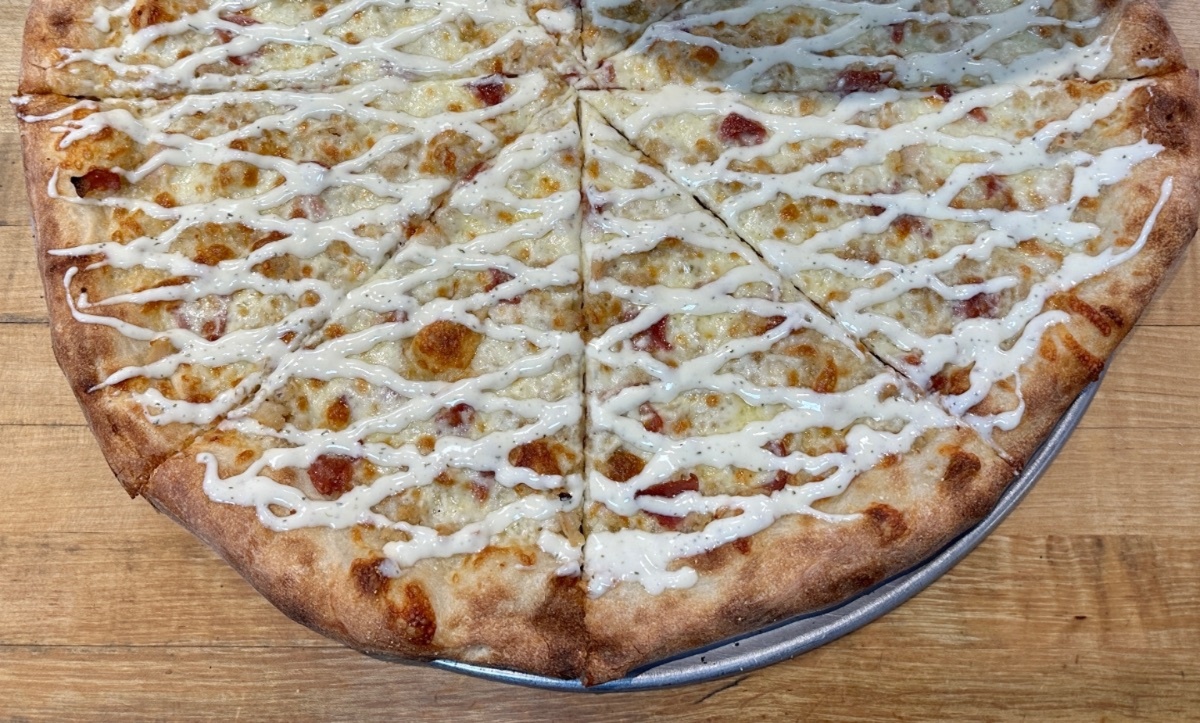Chicken, Bacon, Ranch Pizza