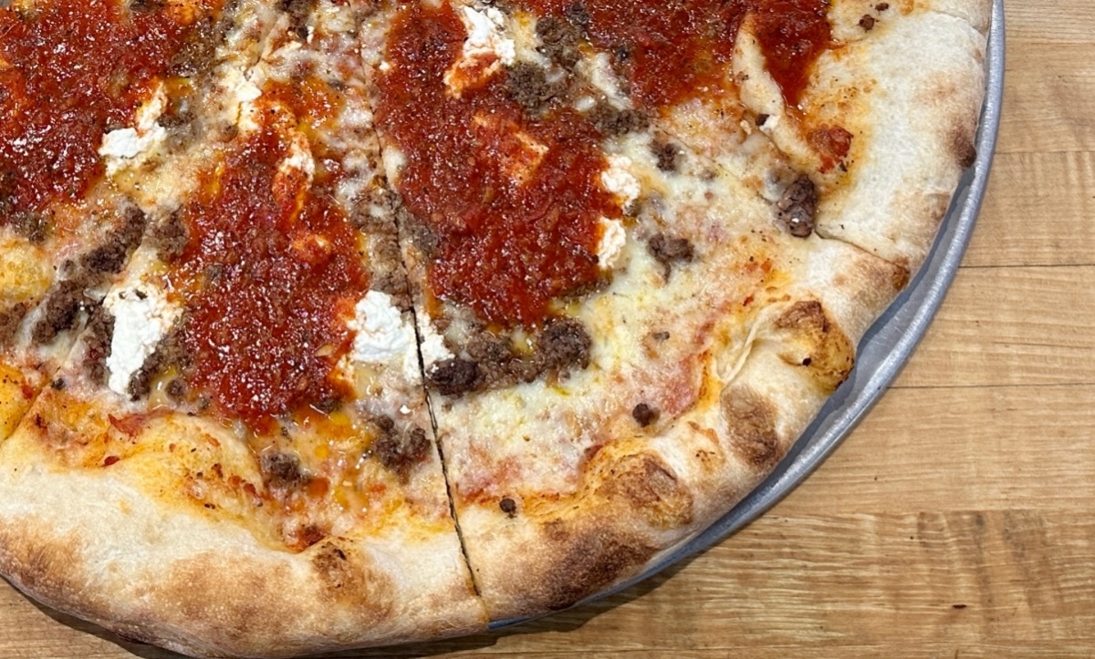 Beef Lasagna Pizza (Slice)