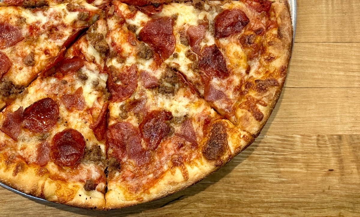 Meat Lovers Chicago Style (Slice)
