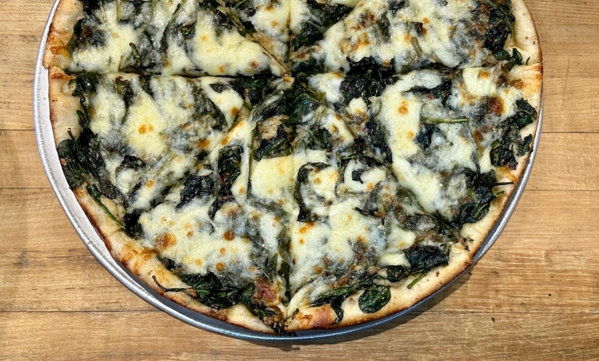 Chicago Style Spinach Pizza