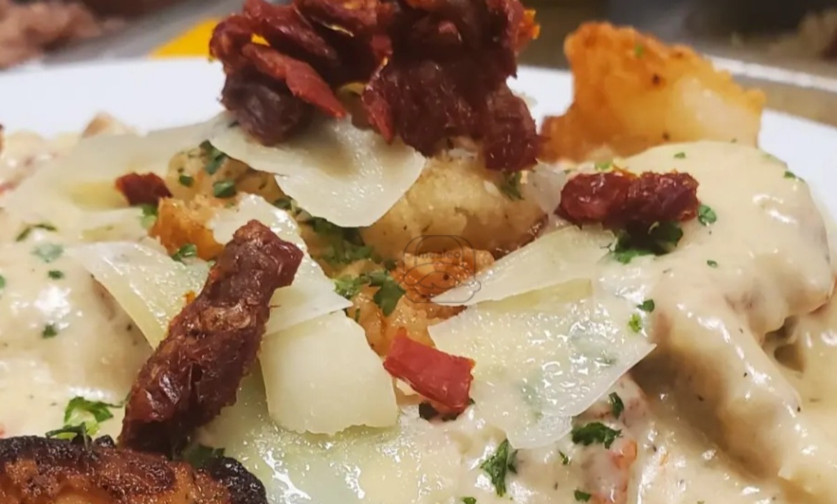 Chicken & Shrimp Carbonara
