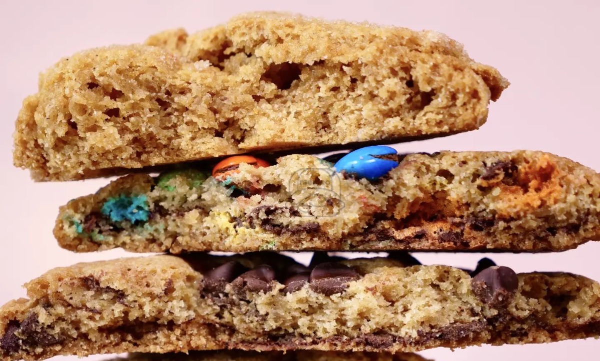 Large Cookie