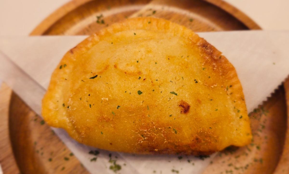 Chicken Sofrito Empanada