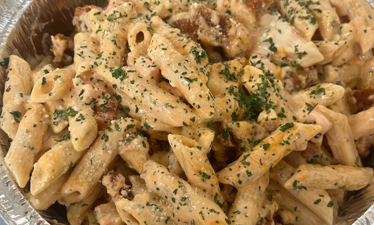 Buffalo Chicken Pasta Salad