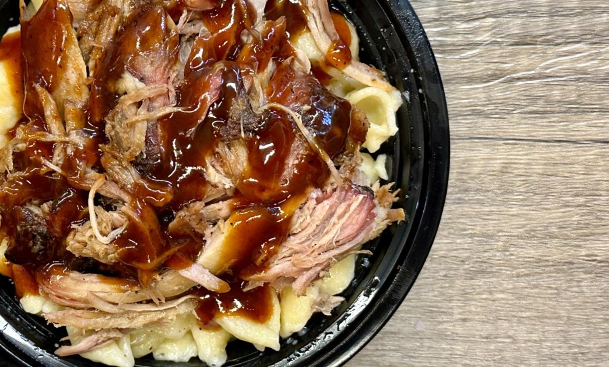 Pulled Pork Mac N' Cheese