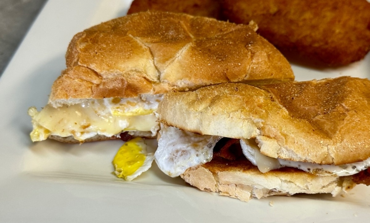 Bacon, Egg & Cheese