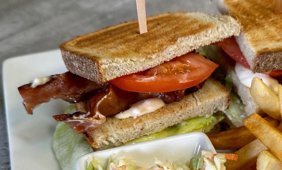 Bacon, Lettuce & Tomato