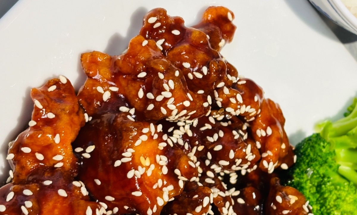 N6. Sesame Chicken