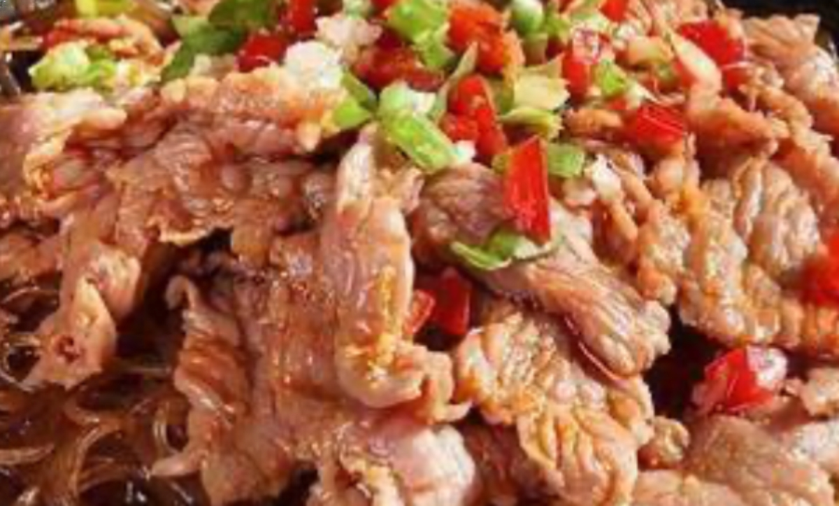N20. Beef w. Vermicelli in Pot