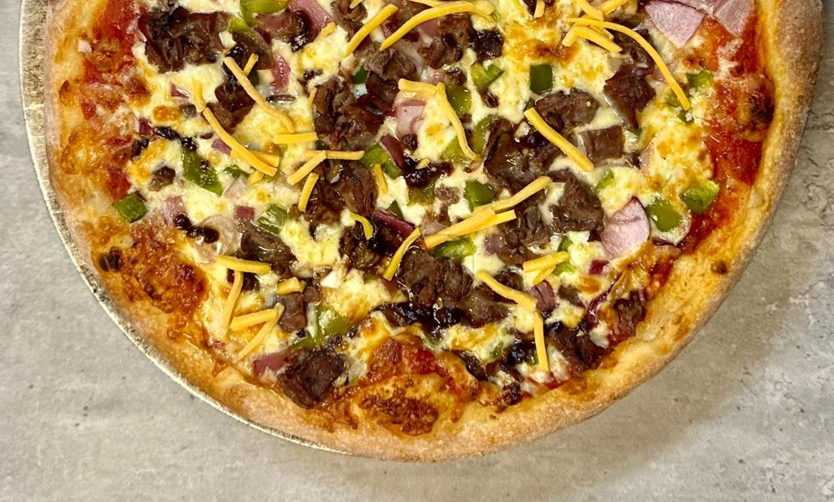 Steak & Cheese Pizza