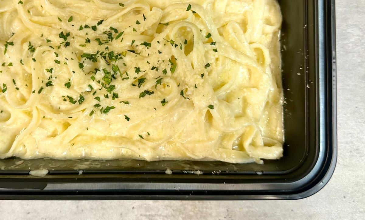 Fettuccine Alfredo