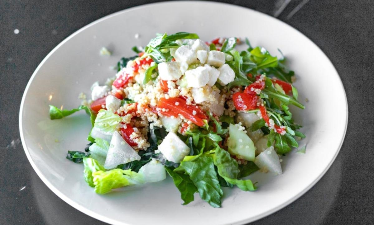 Quinoa & Roasted Pepper Salad
