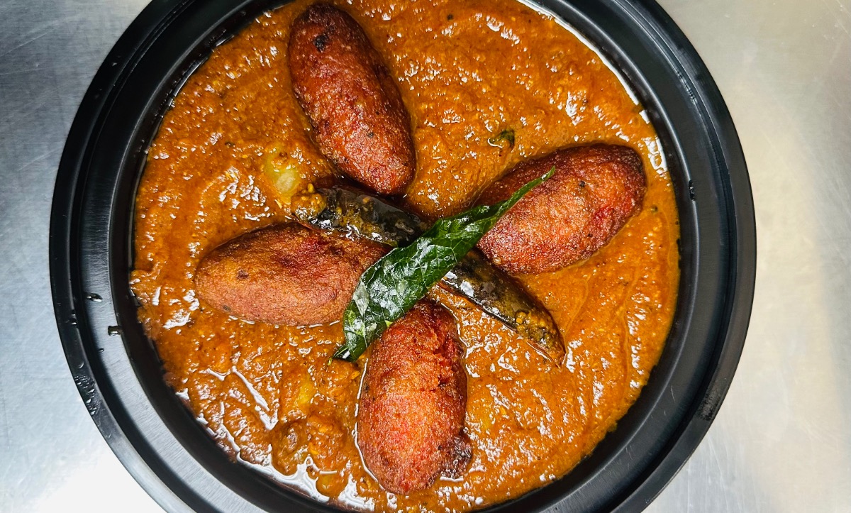 Puli Inji Kozhi Kofta