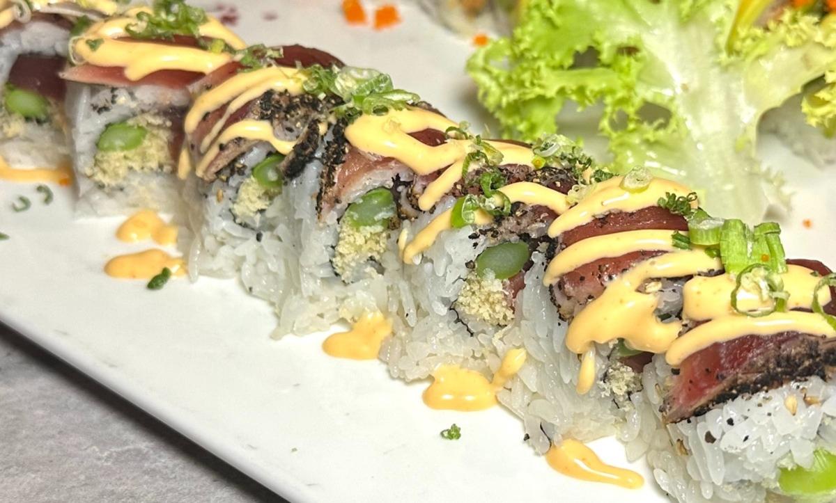 Pepper Tuna Roll